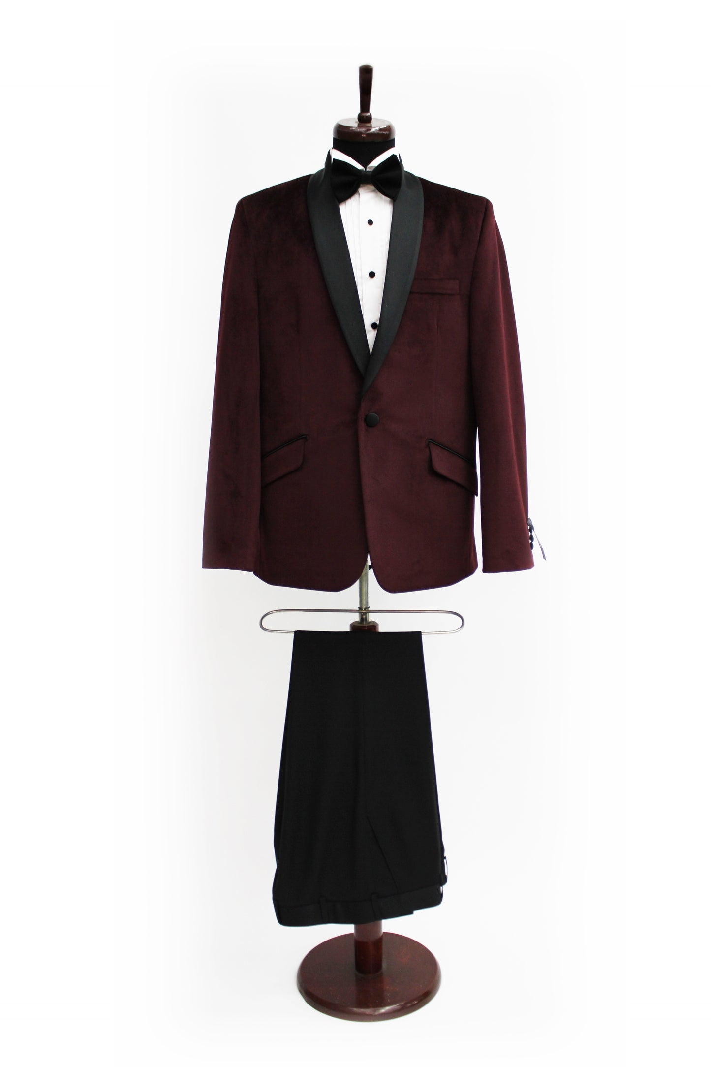 Costum ceremonie vişiniu